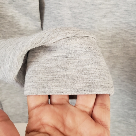 Club Monaco women's light grey high low oversized sweatshirt size XS - Picture 6 of 11